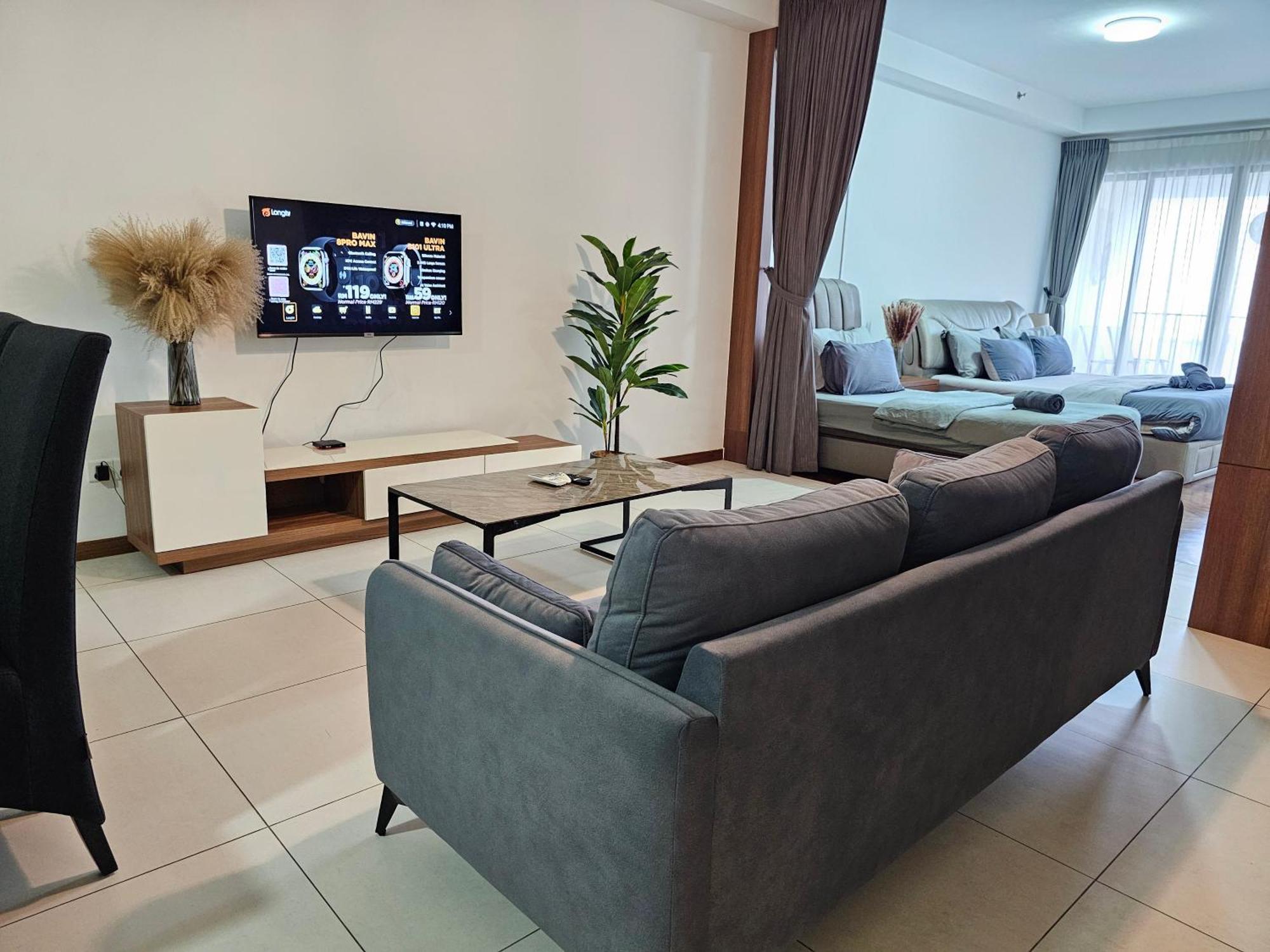 Deluxe Seaview Suite Twin Bed By The Only Bnb Tanjung Tokong المظهر الخارجي الصورة